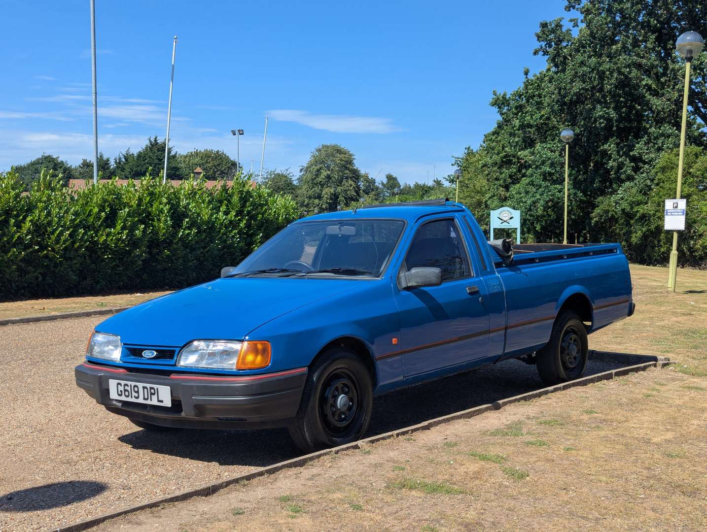 <p>1990 FORD P100</p>