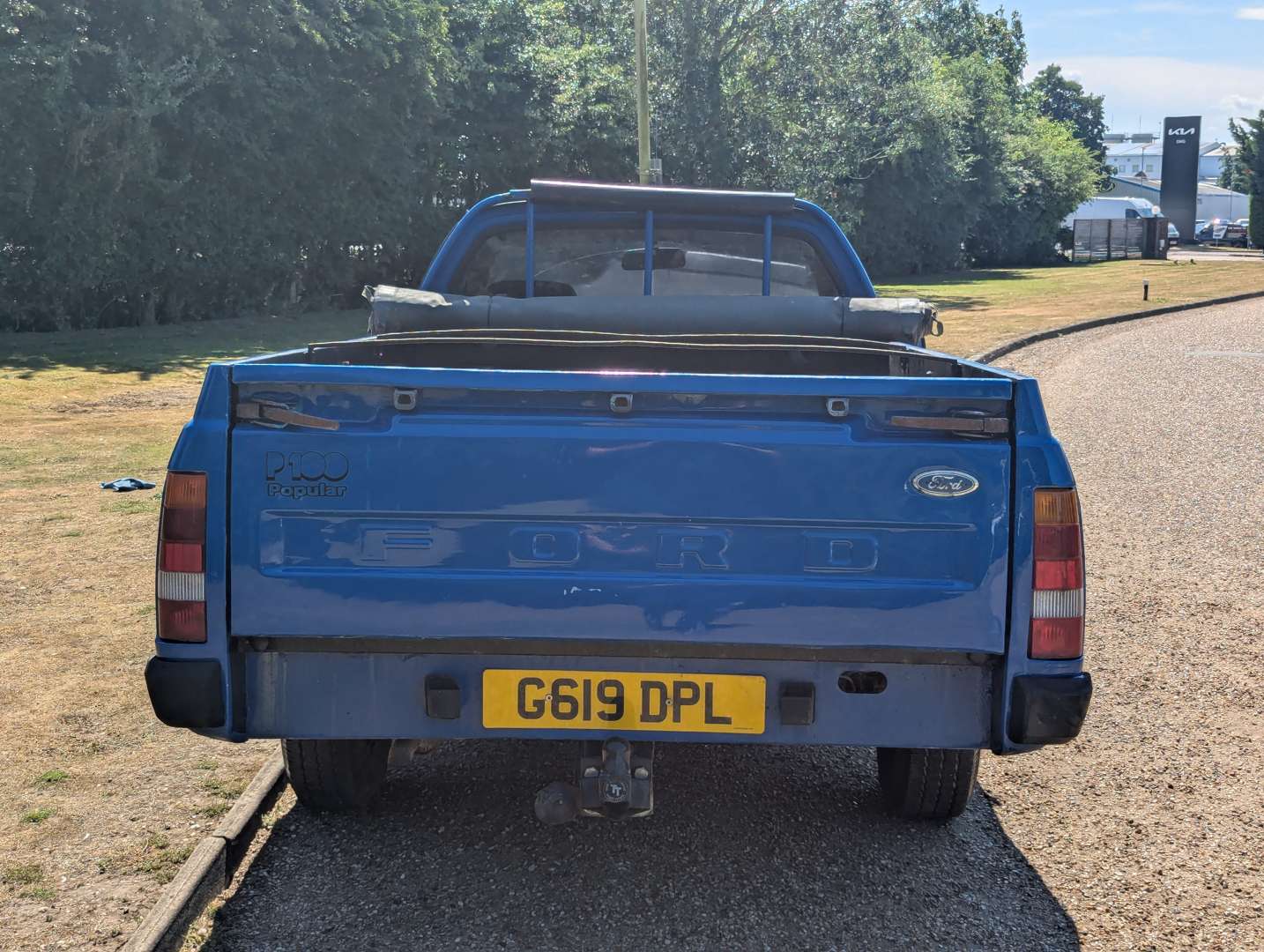 <p>1990 FORD P100</p>