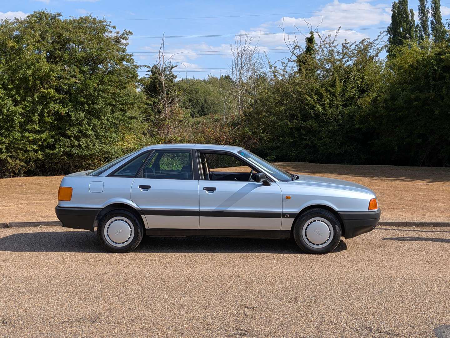 <p>1990 AUDI 80 B3 1.8 AUTO</p>
