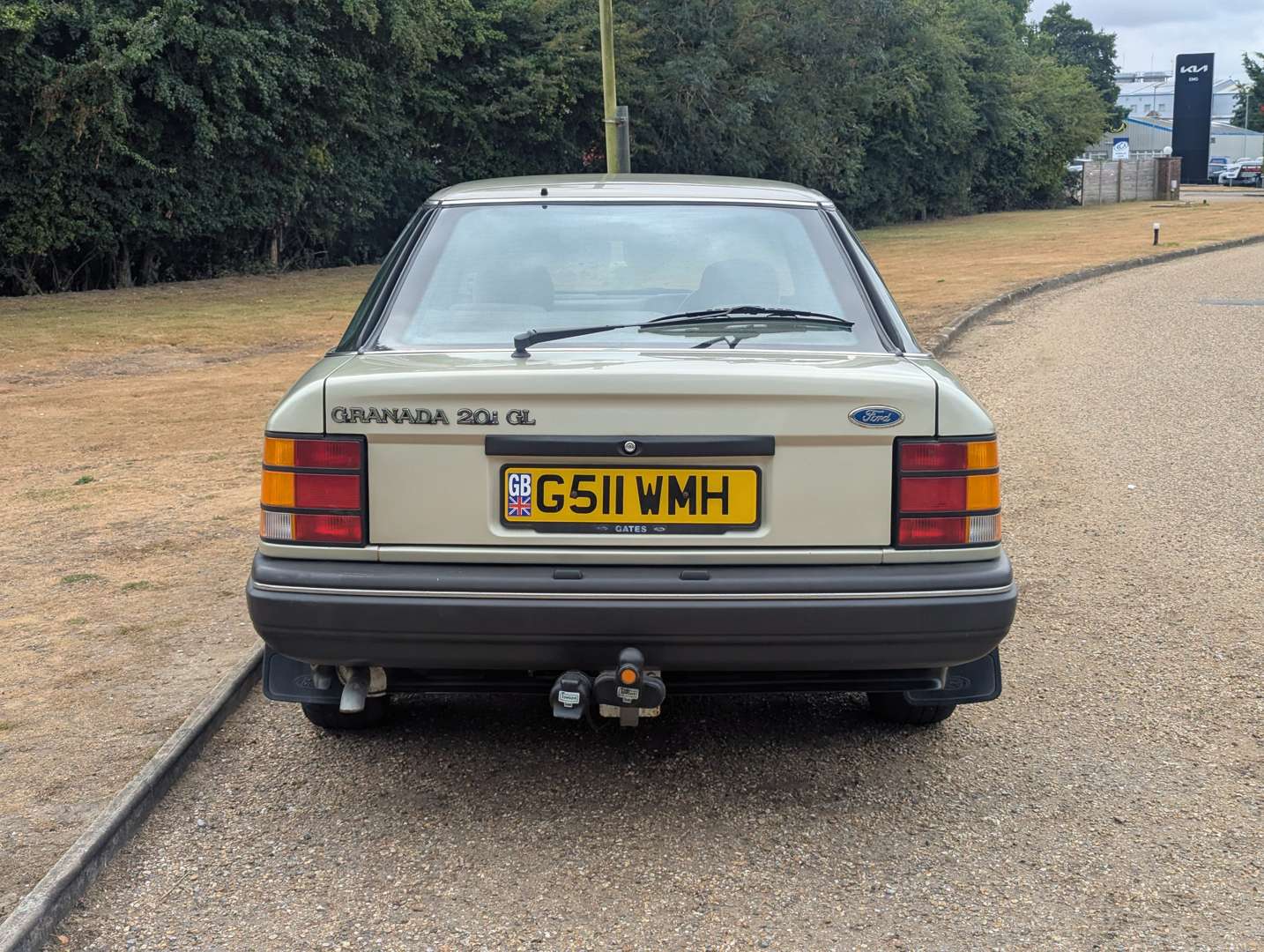 <p>1989 FORD GRANADA GLI AUTO</p>