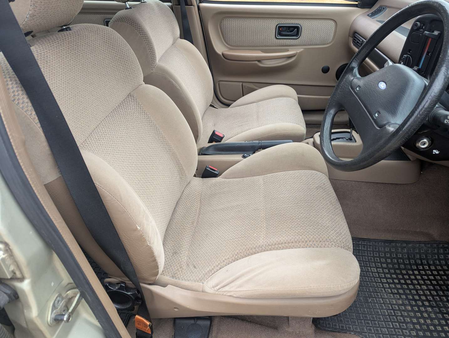 <p>1989 FORD GRANADA GLI AUTO</p>