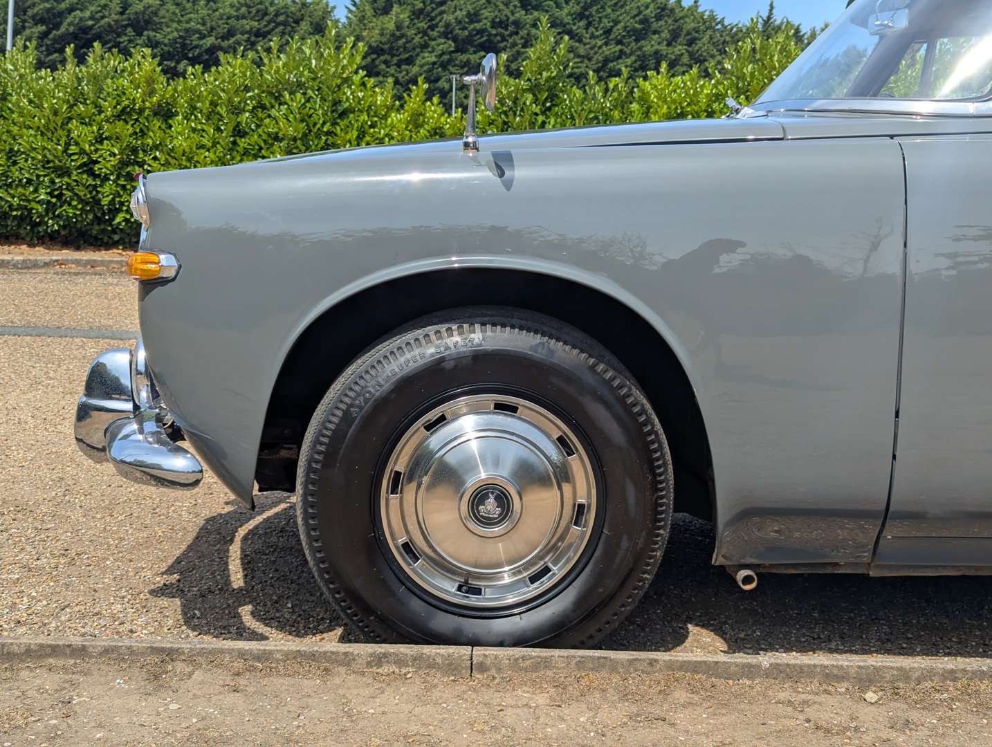 <p>1962 ROVER P5 SALOON</p>