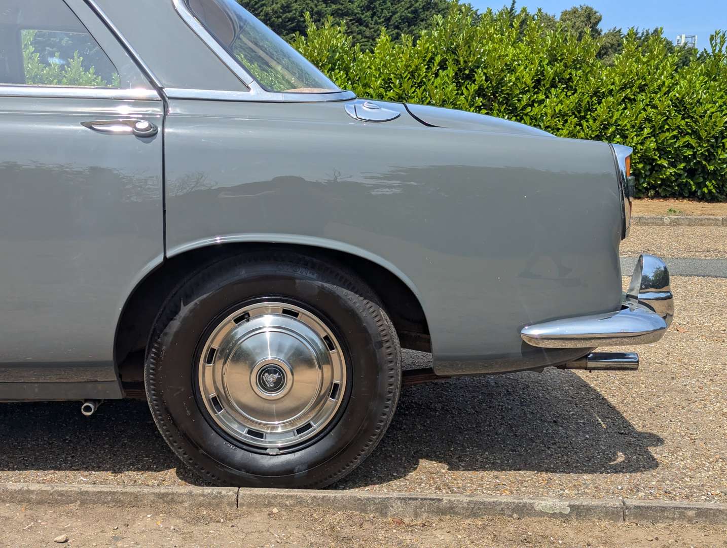 <p>1962 ROVER P5 SALOON</p>