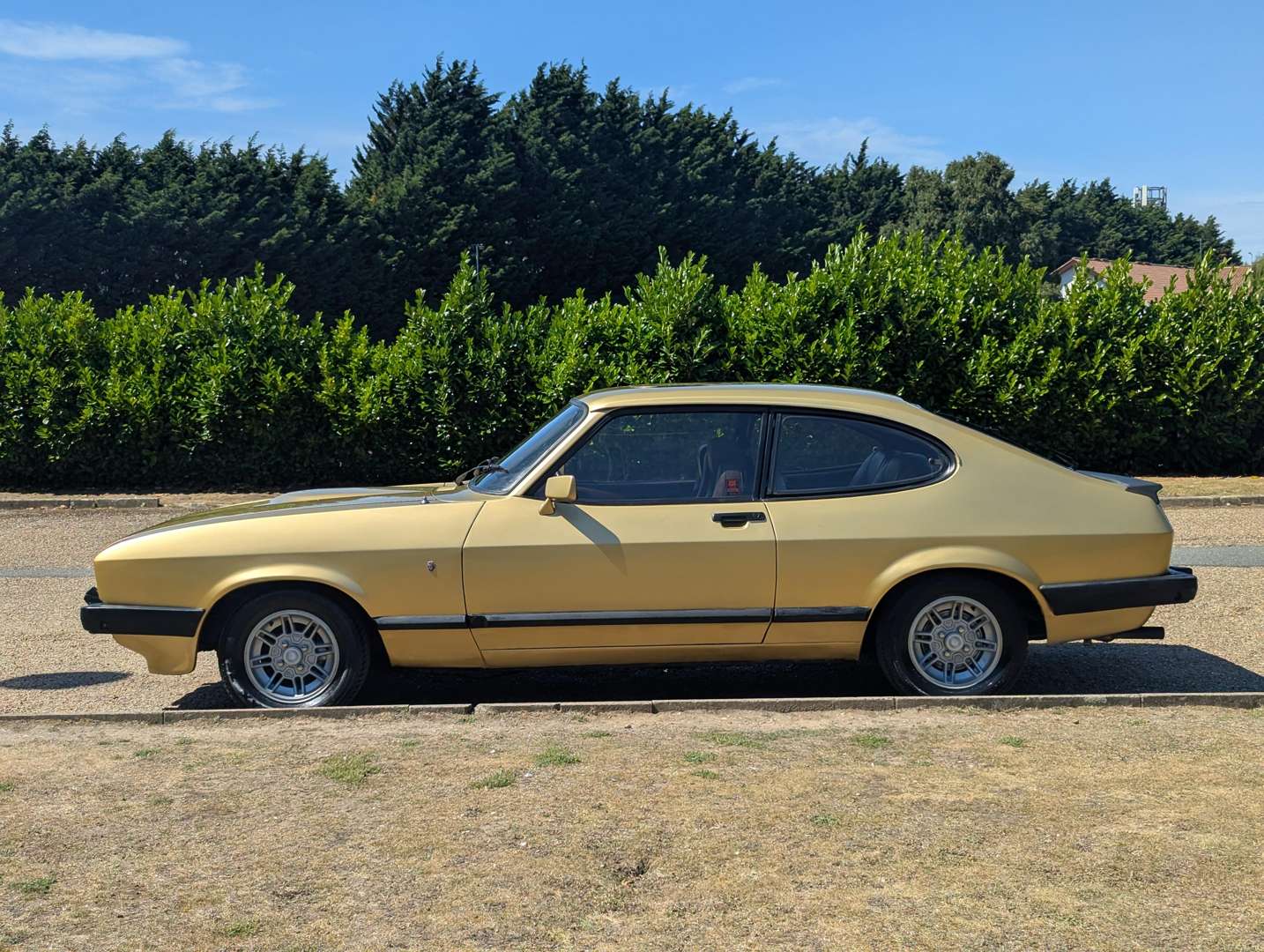 <p>1980 FORD CAPRI 3.0 GHIA AUTO</p>