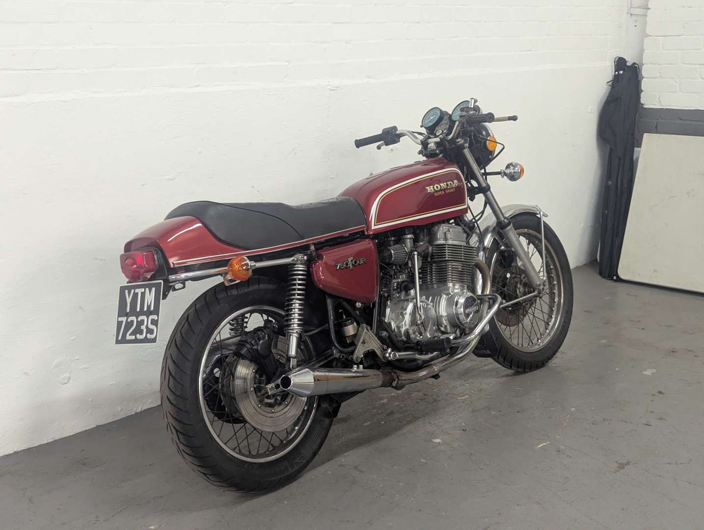 <p>1978 HONDA CB750</p>