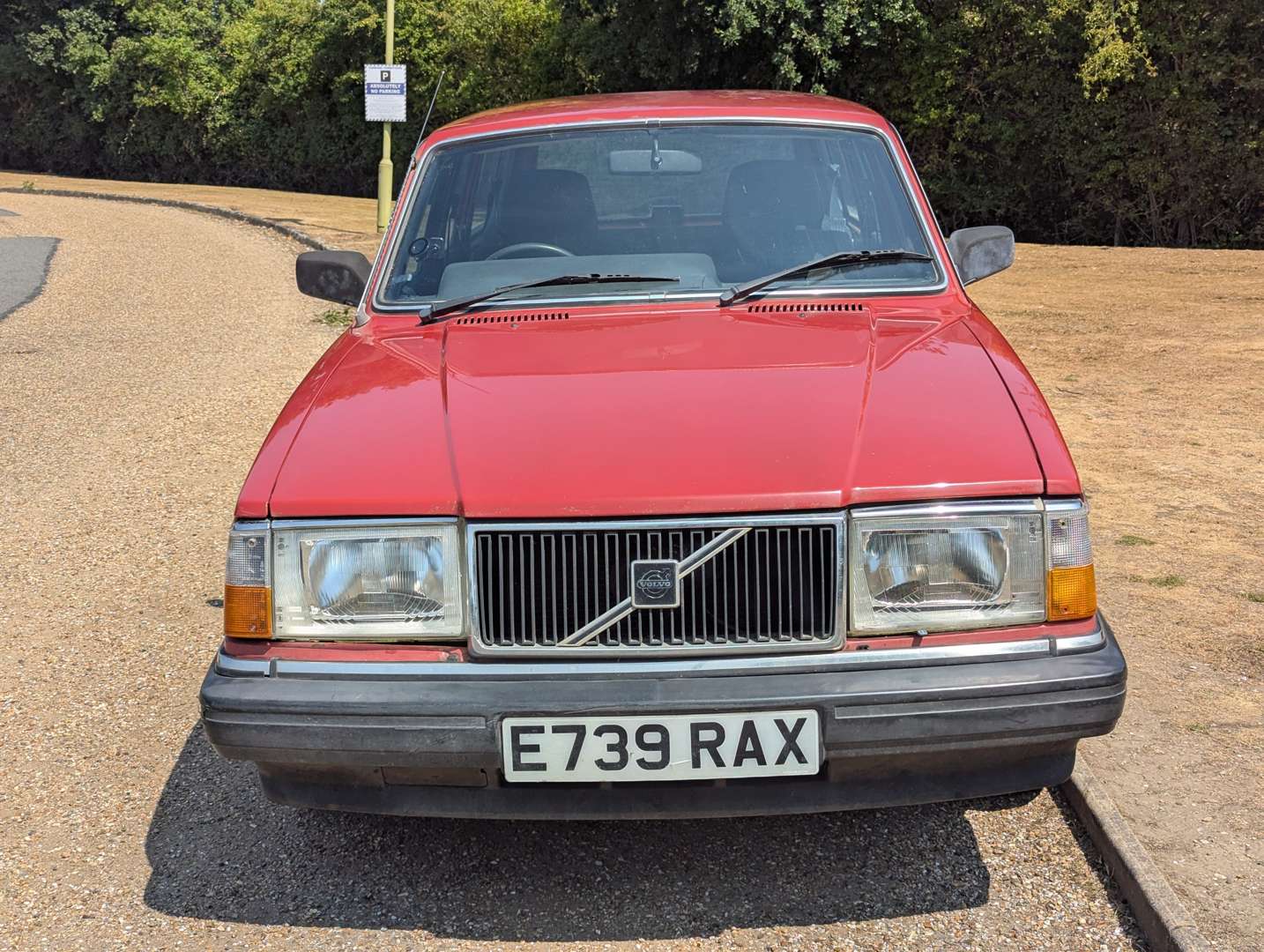 <p>1987 VOLVO 240 GL AUTO ESTATE</p>