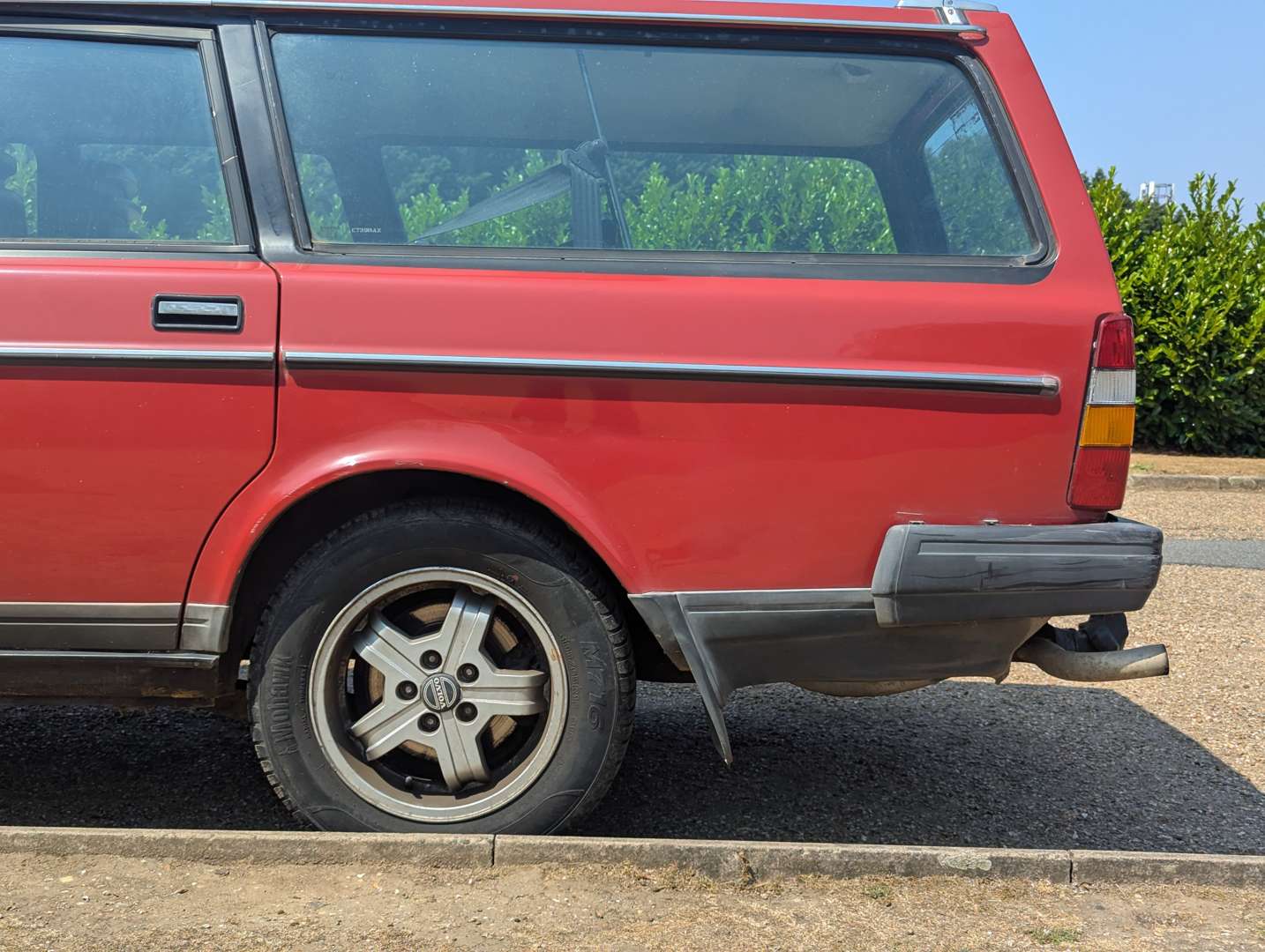 <p>1987 VOLVO 240 GL AUTO ESTATE</p>