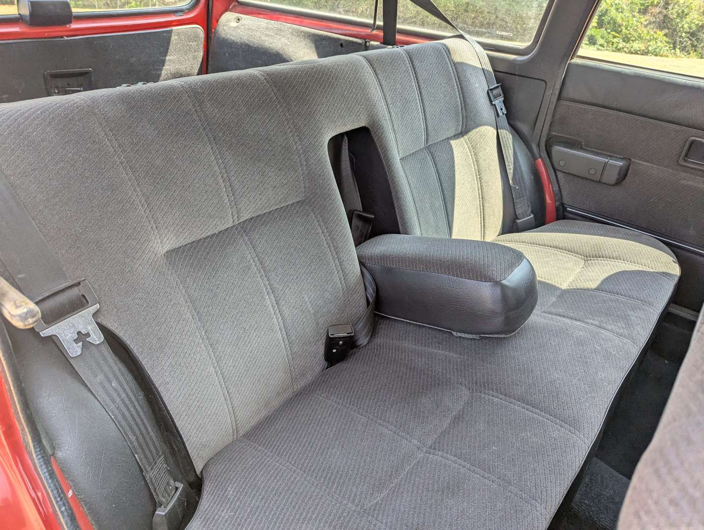 <p>1987 VOLVO 240 GL AUTO ESTATE</p>