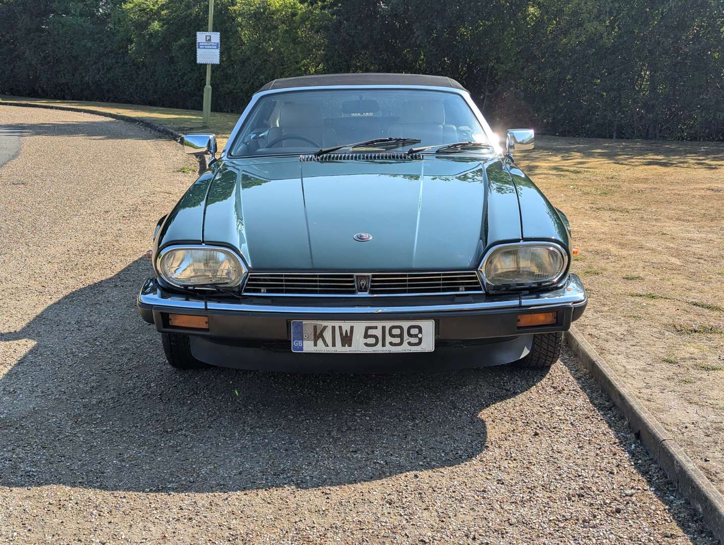 <p>1990 JAGUAR XJ-S CONVERTIBLE AUTO</p>