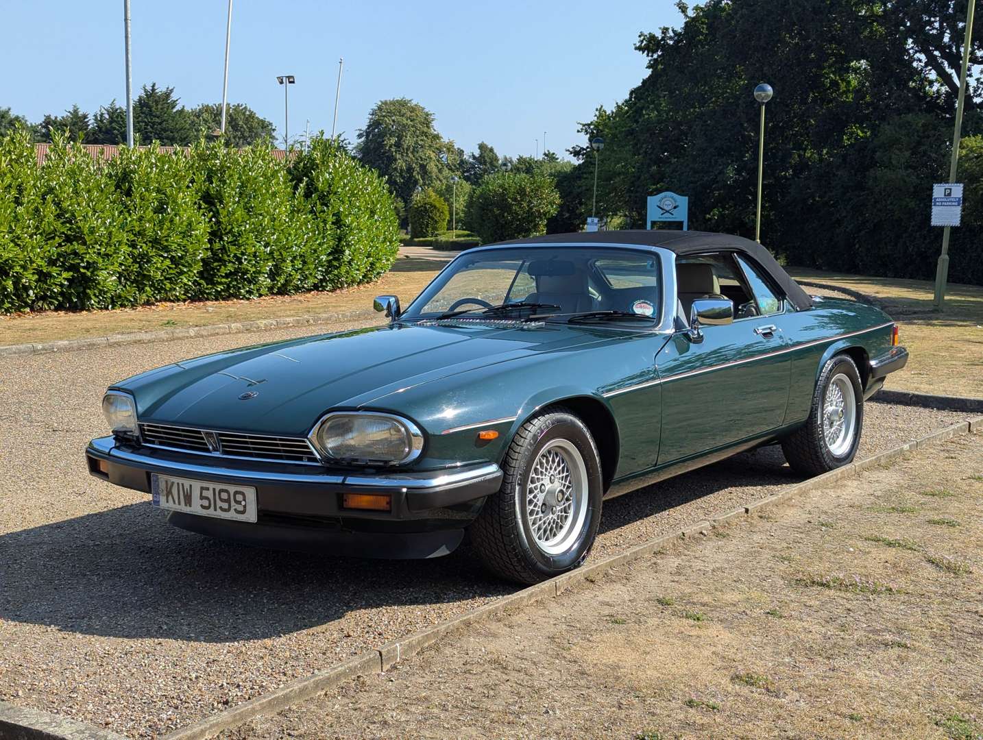 <p>1990 JAGUAR XJ-S CONVERTIBLE AUTO</p>