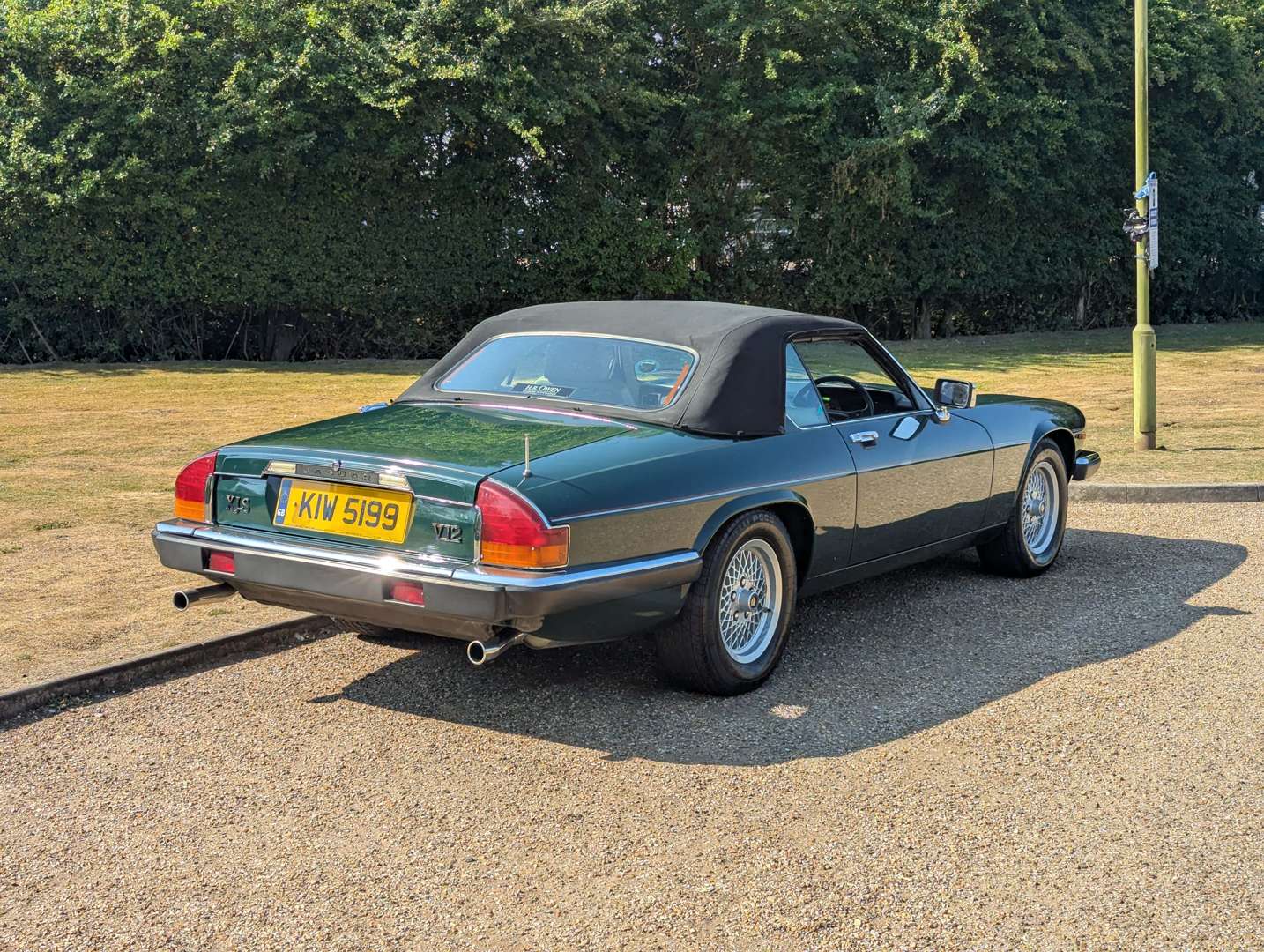 <p>1990 JAGUAR XJ-S CONVERTIBLE AUTO</p>