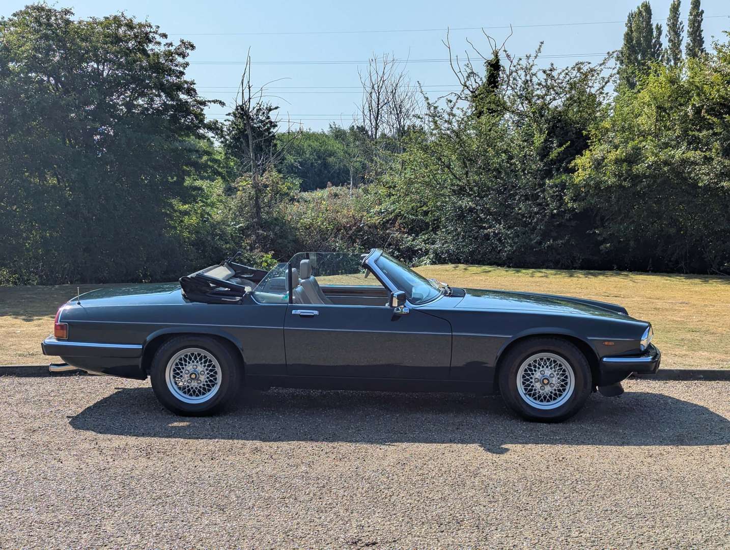 <p>1990 JAGUAR XJ-S CONVERTIBLE AUTO</p>