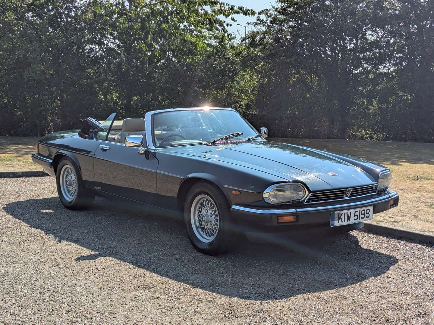 <p>1990 JAGUAR XJ-S CONVERTIBLE AUTO</p>