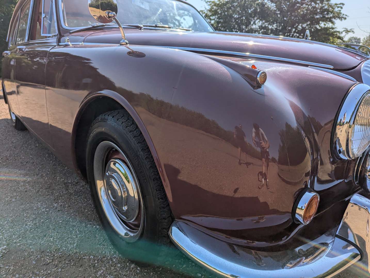 <p>1969 DAIMLER V8 250</p>