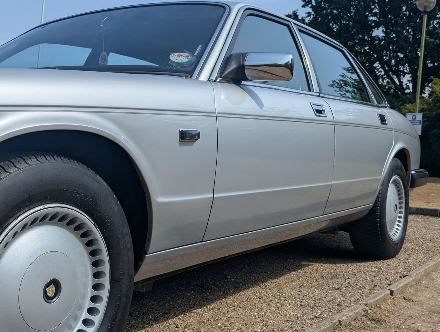 <p>1988 JAGUAR XJ6 AUTO</p>