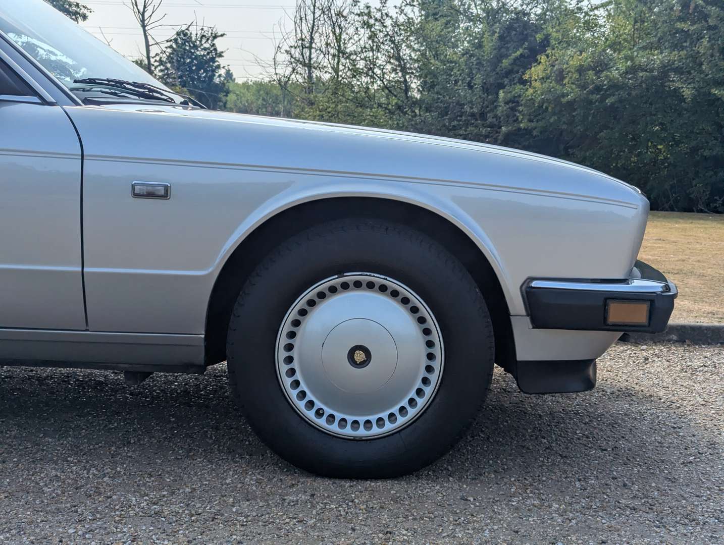 <p>1988 JAGUAR XJ6 AUTO</p>