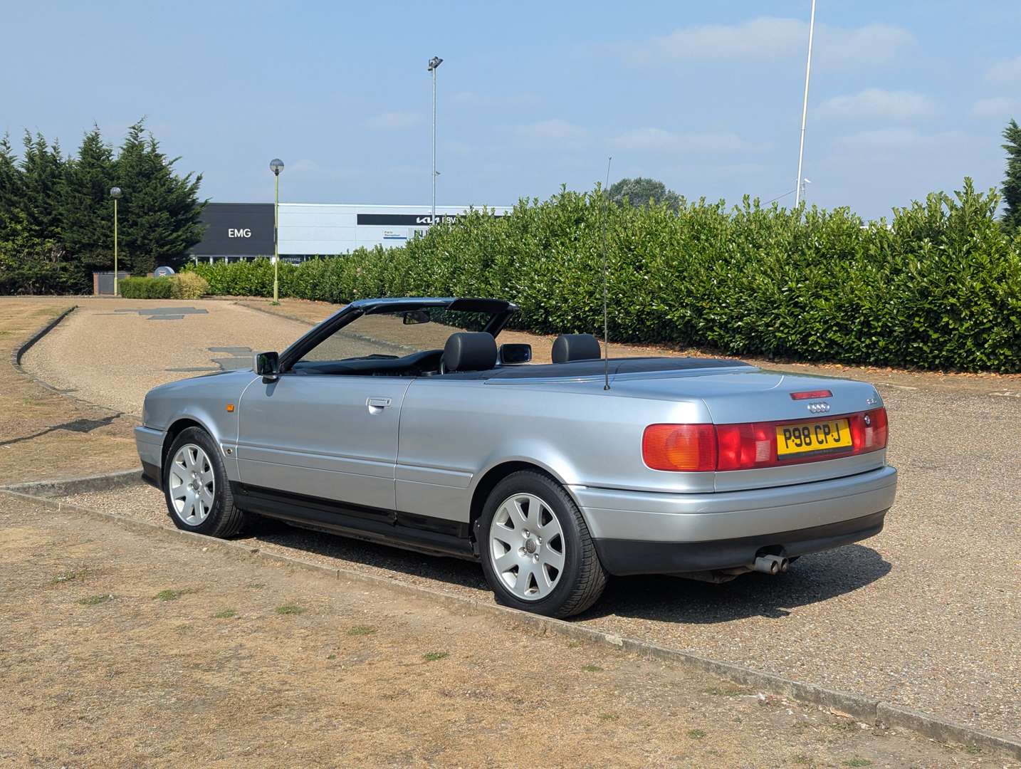 <p>1997 AUDI CABRIOLET</p>