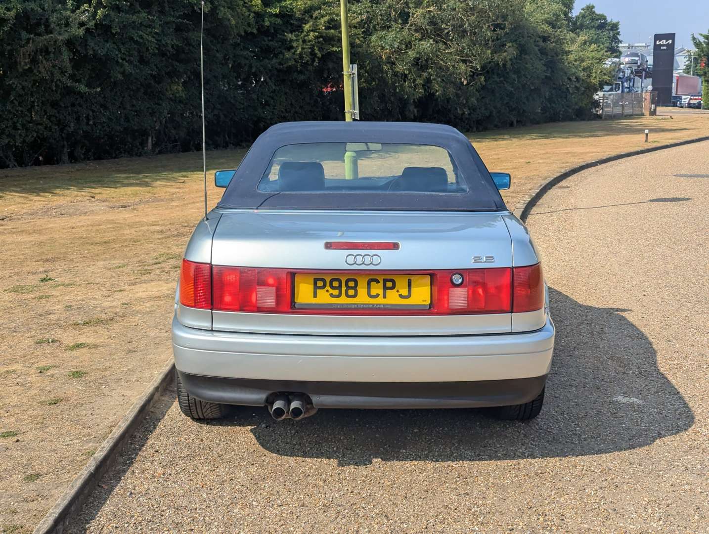 <p>1997 AUDI CABRIOLET</p>