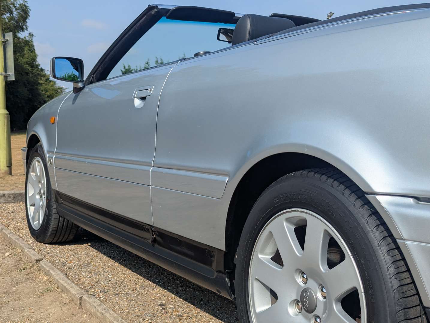 <p>1997 AUDI CABRIOLET</p>