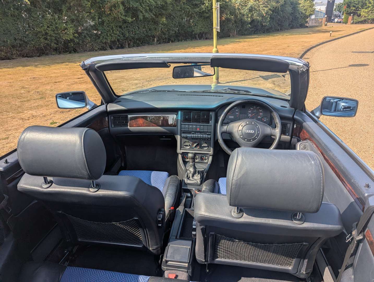 <p>1997 AUDI CABRIOLET</p>