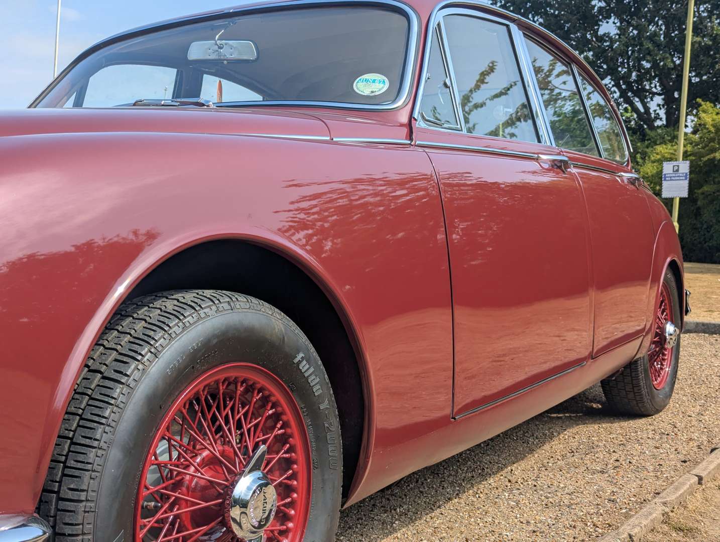 <p>1966 JAGUAR MKII</p>