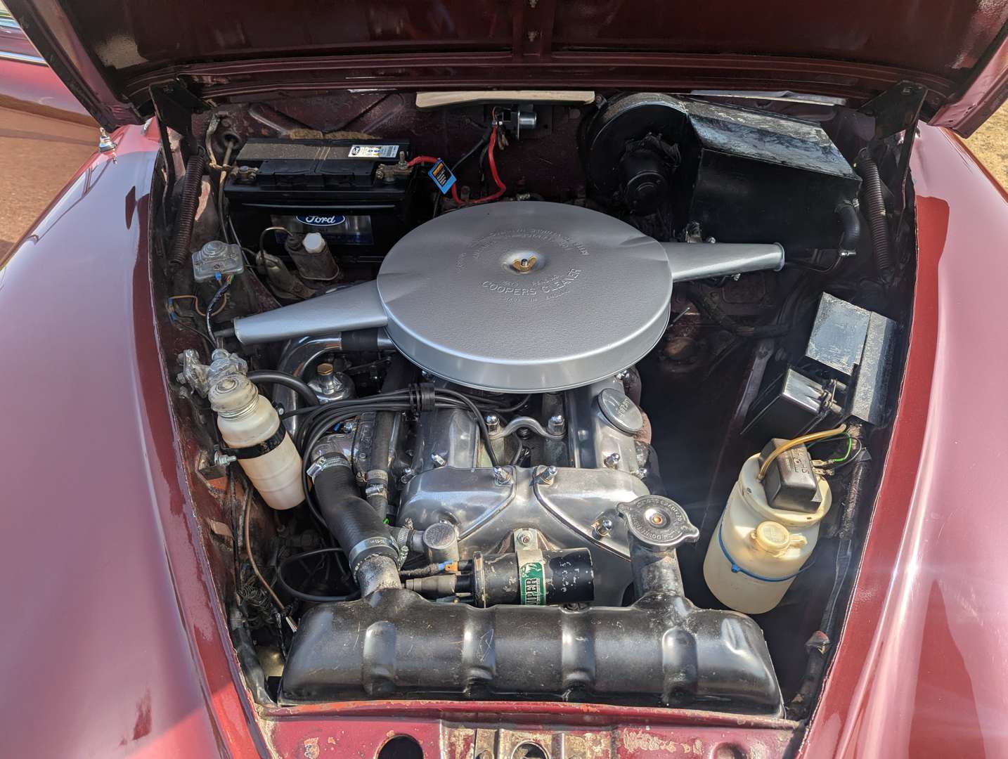 <p>1966 JAGUAR MKII</p>