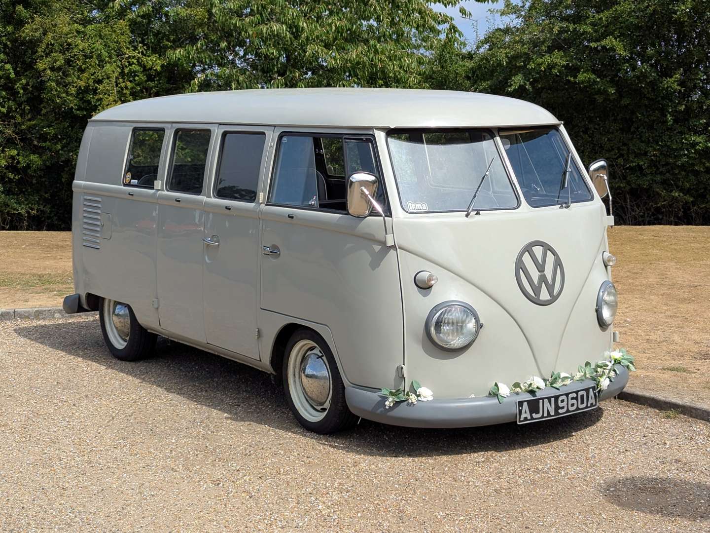 <p>1963 VW T2 SPLIT SCREEN CAMPER LHD</p>