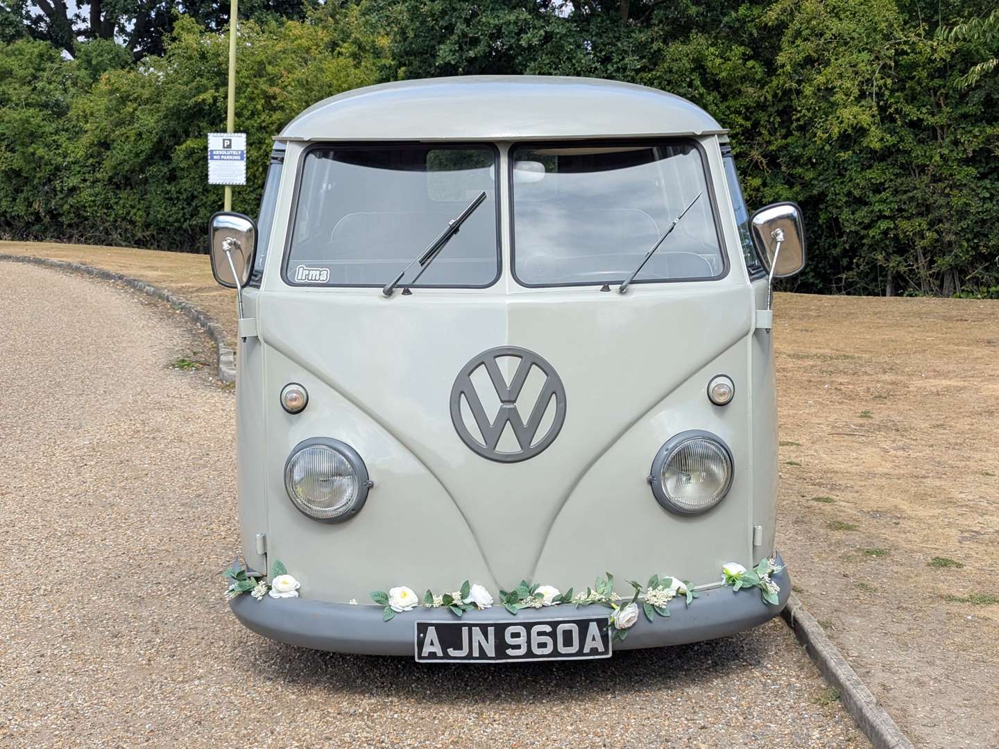 <p>1963 VW T2 SPLIT SCREEN CAMPER LHD</p>
