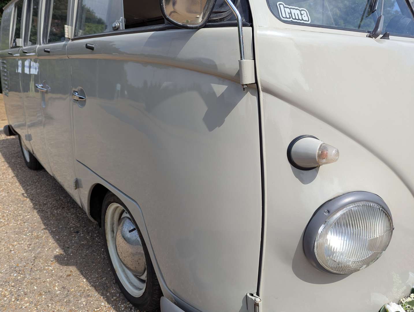 <p>1963 VW T2 SPLIT SCREEN CAMPER LHD</p>