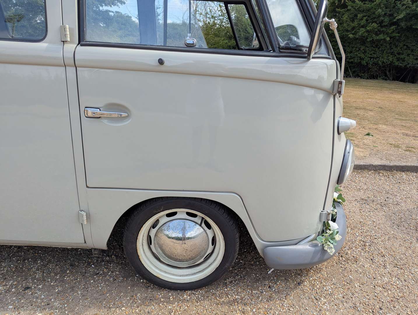 <p>1963 VW T2 SPLIT SCREEN CAMPER LHD</p>