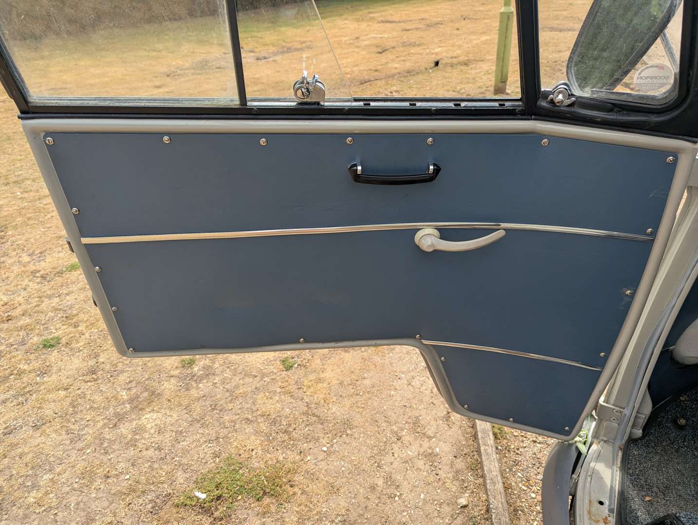 <p>1963 VW T2 SPLIT SCREEN CAMPER LHD</p>