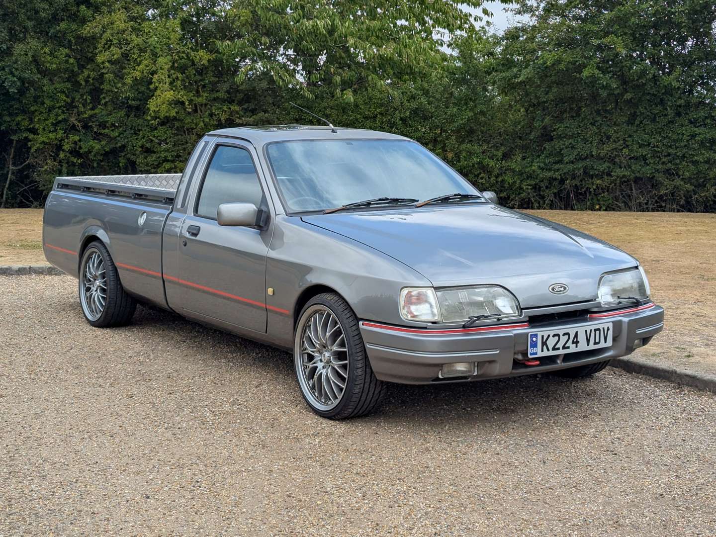 <p>1993 FORD P100 V6</p>