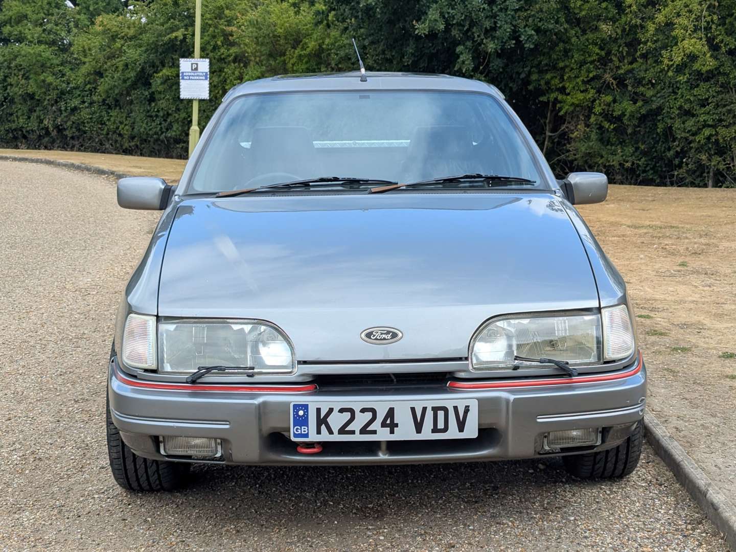 <p>1993 FORD P100 V6</p>