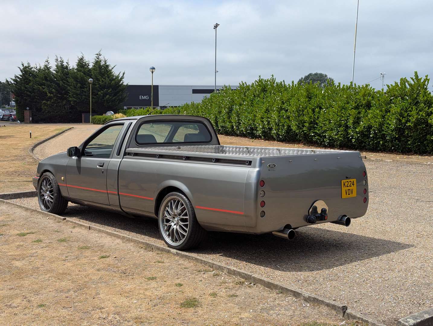 <p>1993 FORD P100 V6</p>