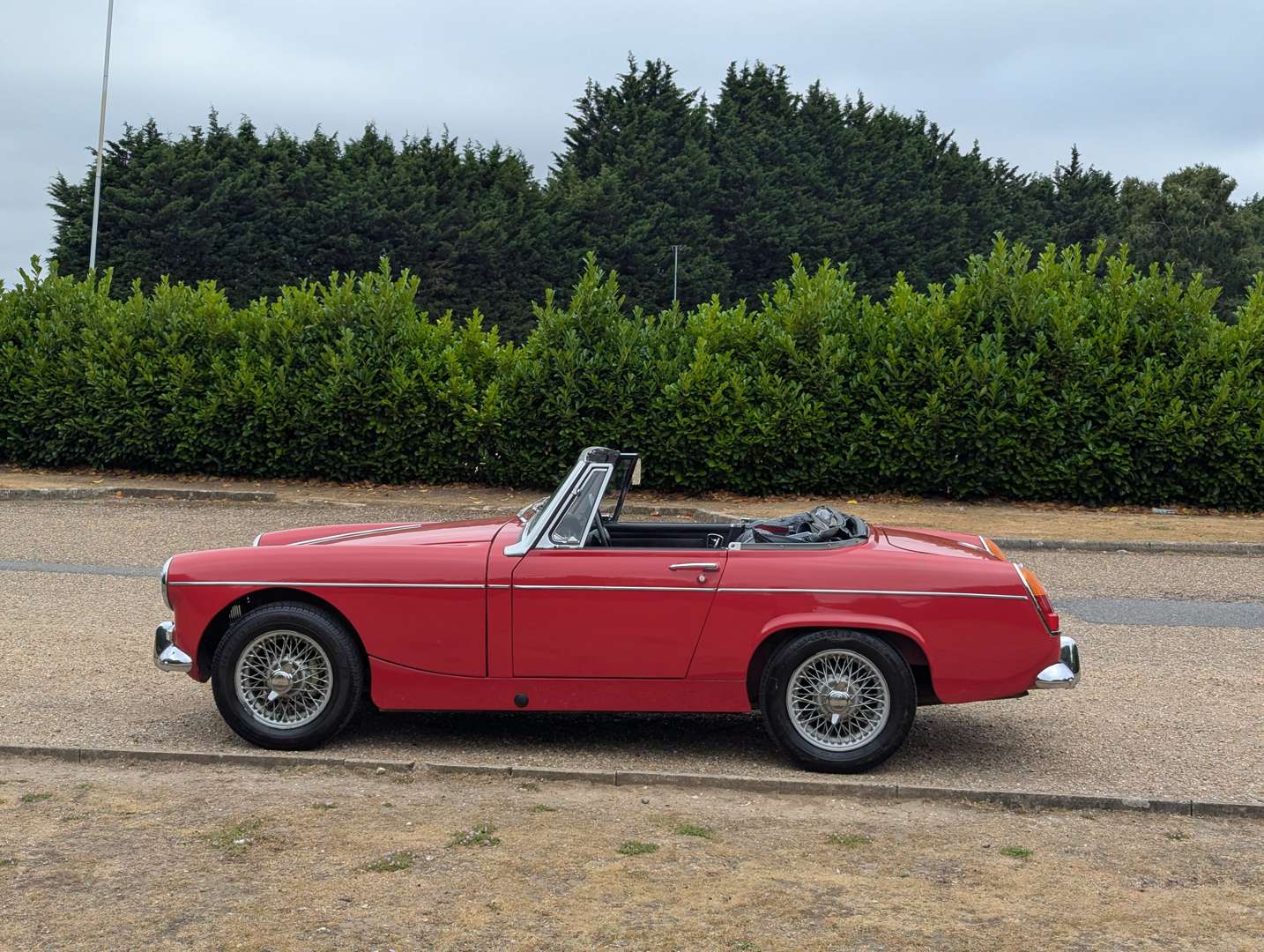 <p>1968 MG MIDGET</p>