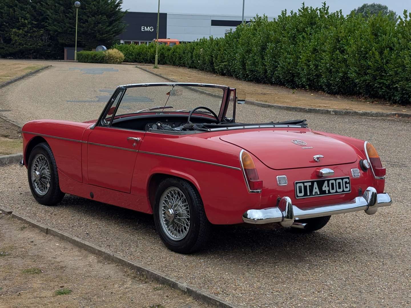 <p>1968 MG MIDGET</p>