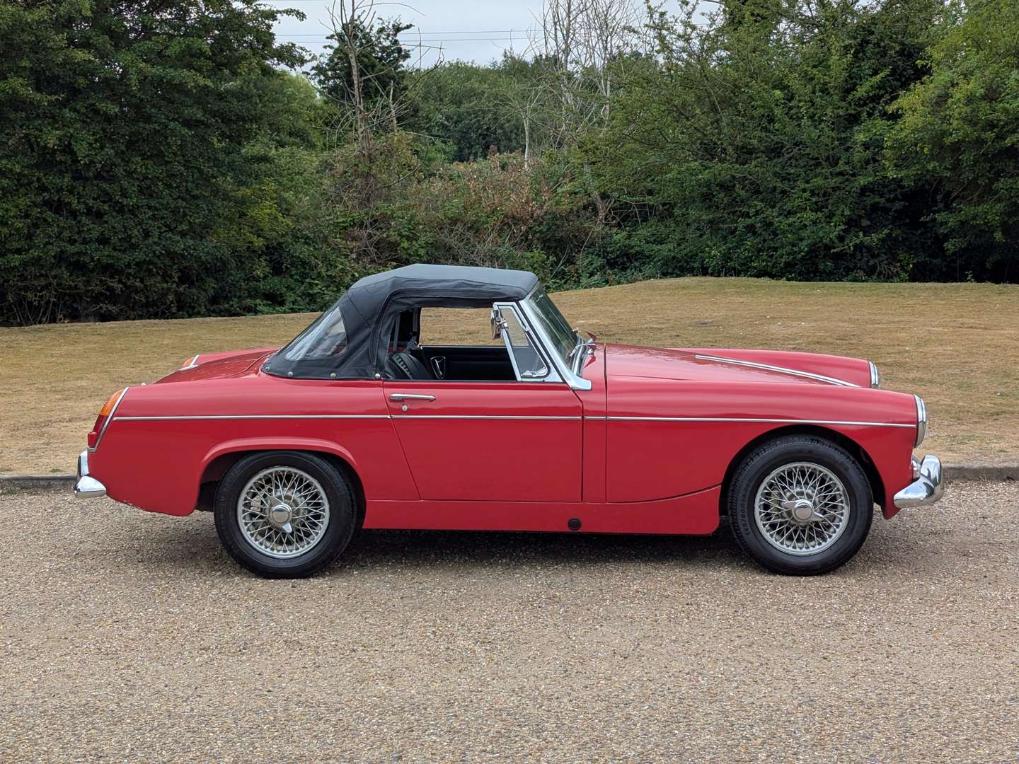 <p>1968 MG MIDGET</p>