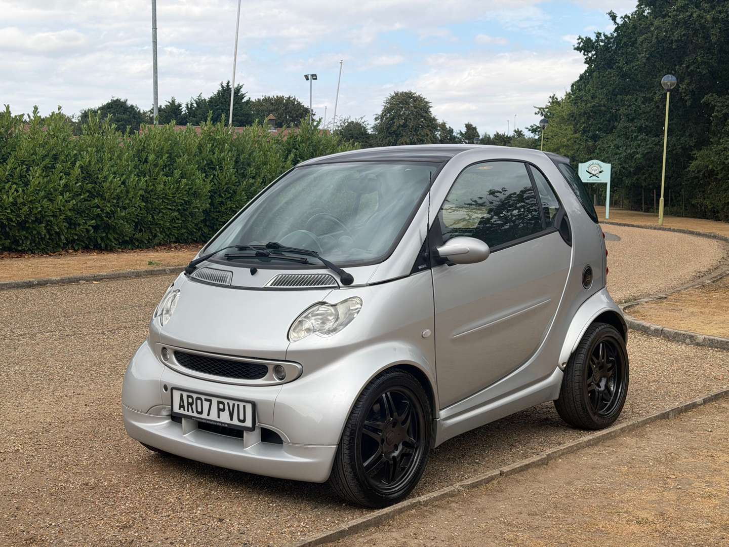 <p>2007 SMART FORTWO BRABUS AUTO</p>