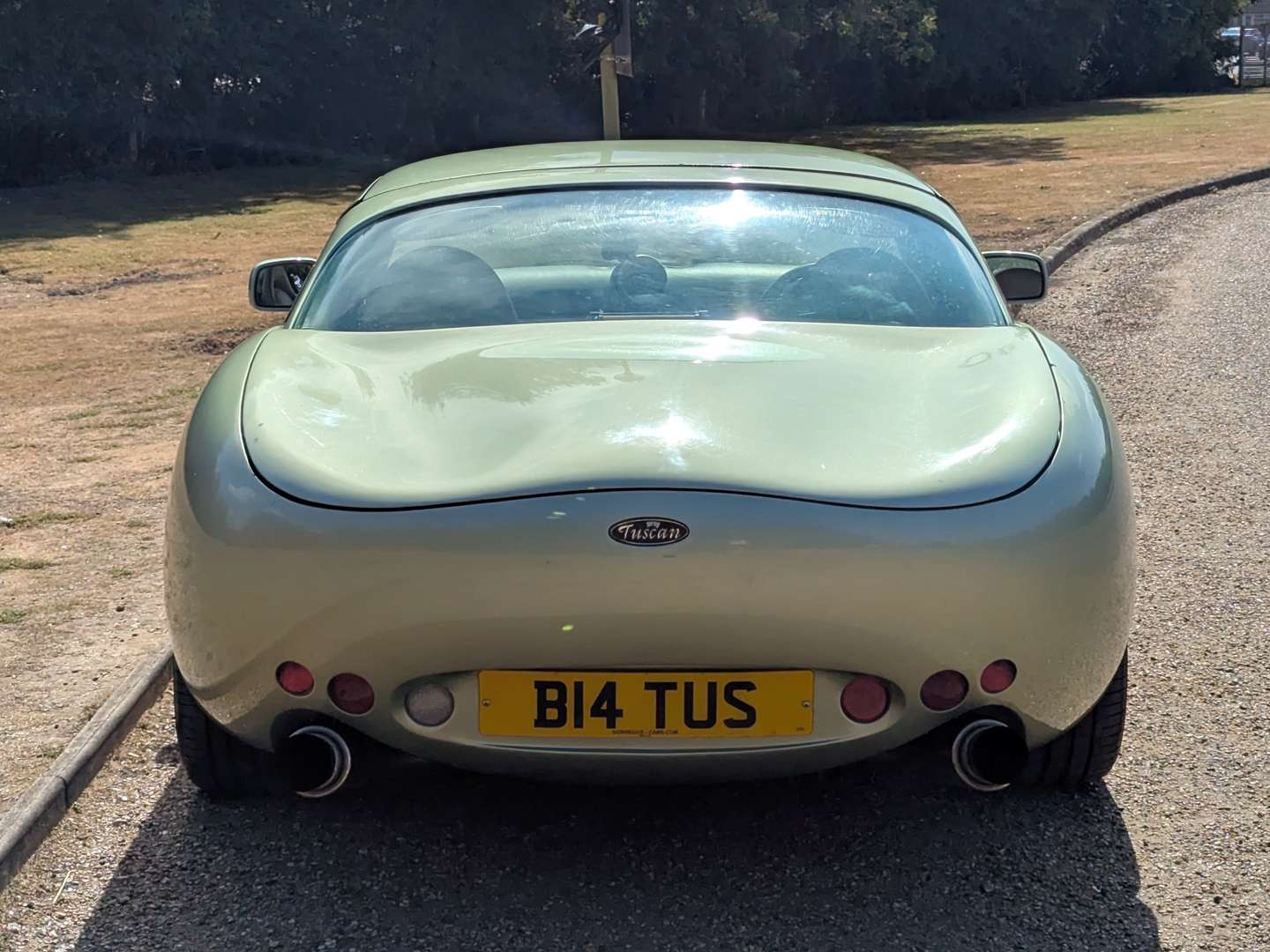 <p>2000 TVR TUSCAN</p>