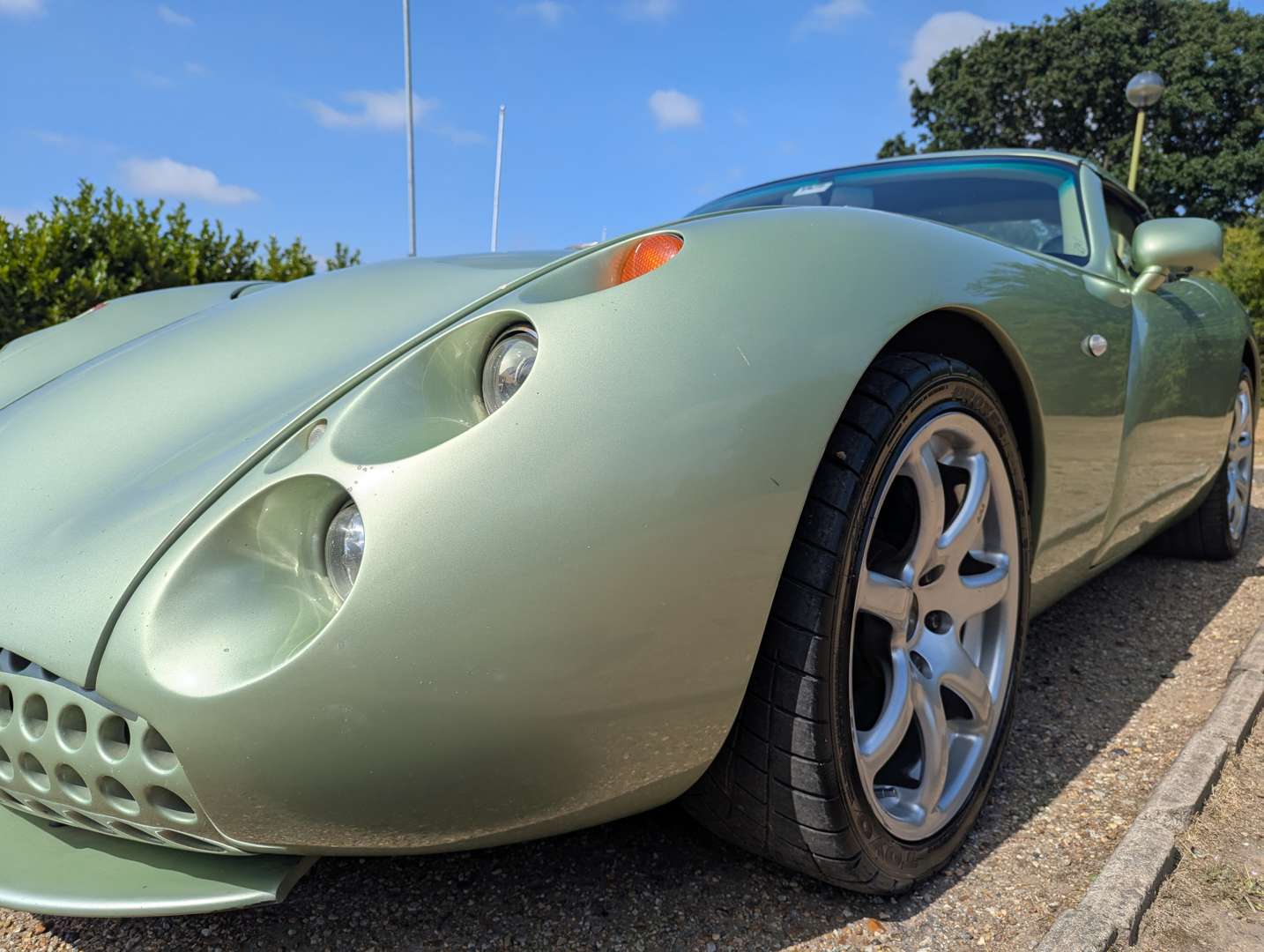 <p>2000 TVR TUSCAN</p>