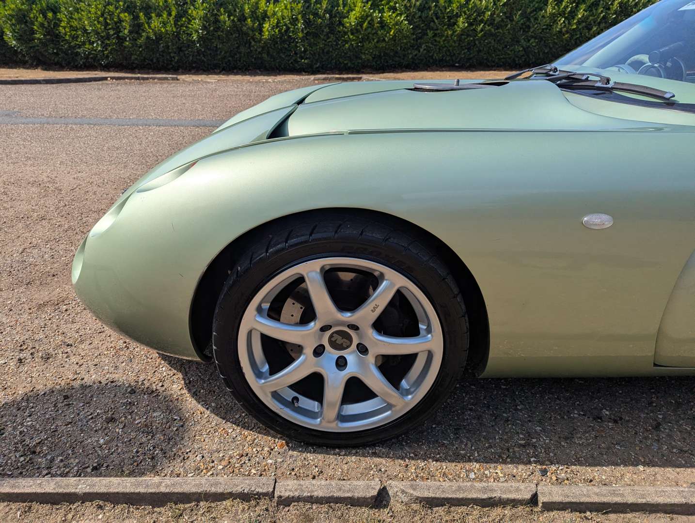 <p>2000 TVR TUSCAN</p>
