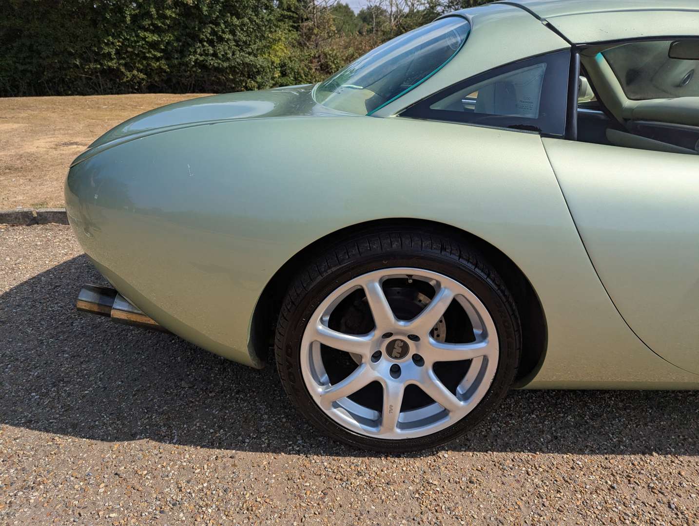 <p>2000 TVR TUSCAN</p>
