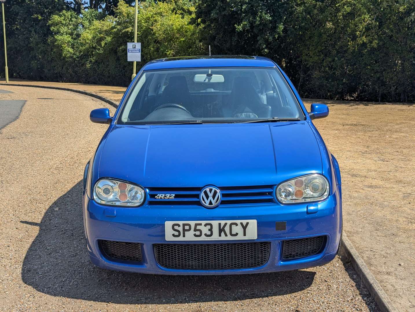 <p>2003 VW GOLF R32 MK4</p>
