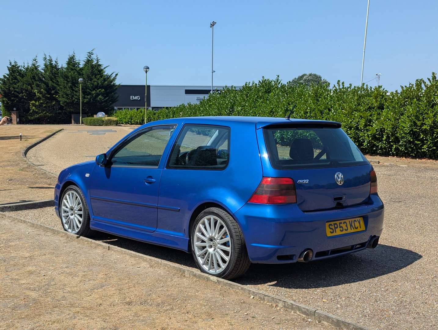 <p>2003 VW GOLF R32 MK4</p>