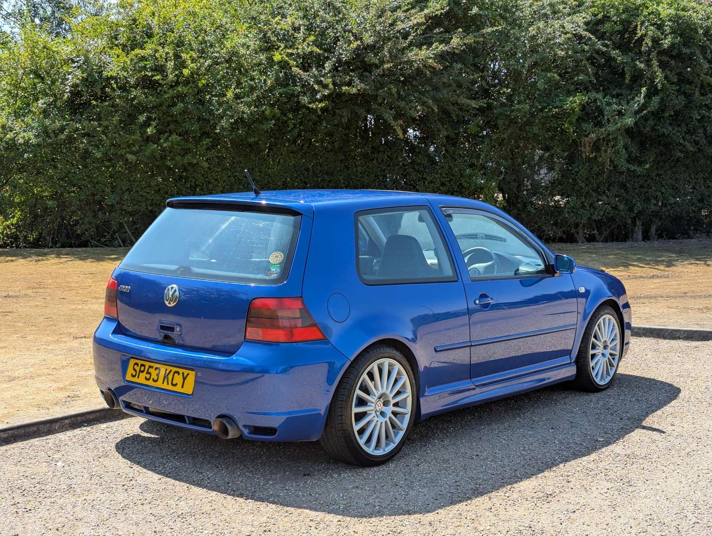 <p>2003 VW GOLF R32 MK4</p>