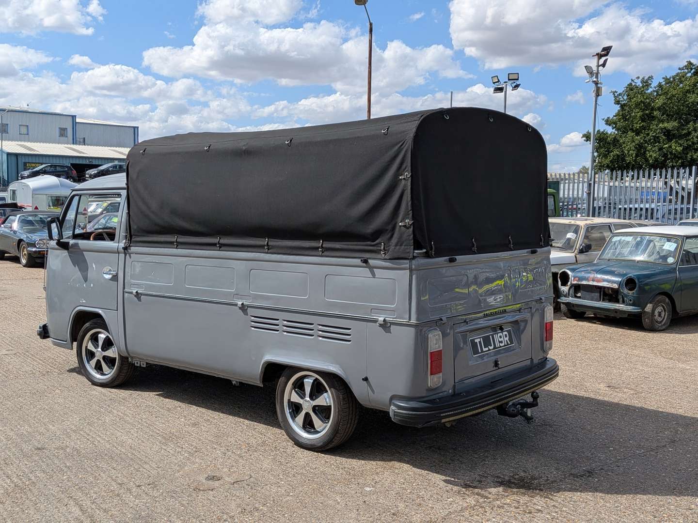 <p>1977 VW T2 PICK-UP</p>
