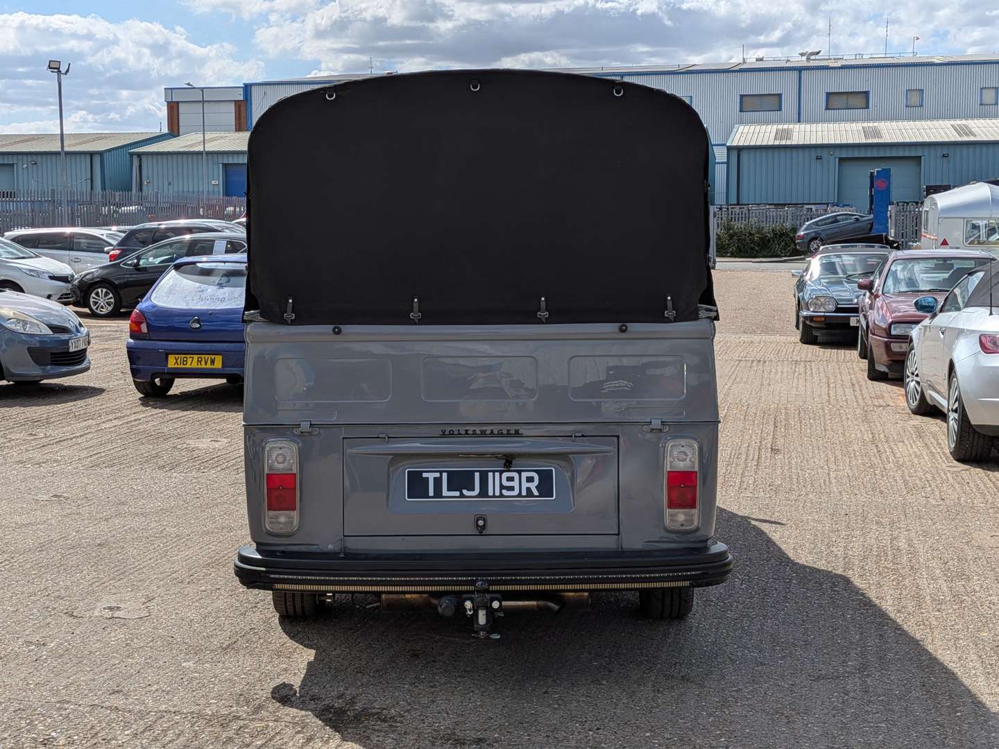 <p>1977 VW T2 PICK-UP</p>