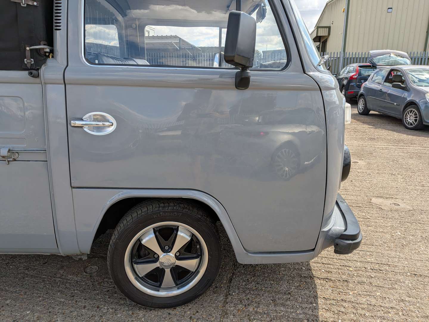 <p>1977 VW T2 PICK-UP</p>