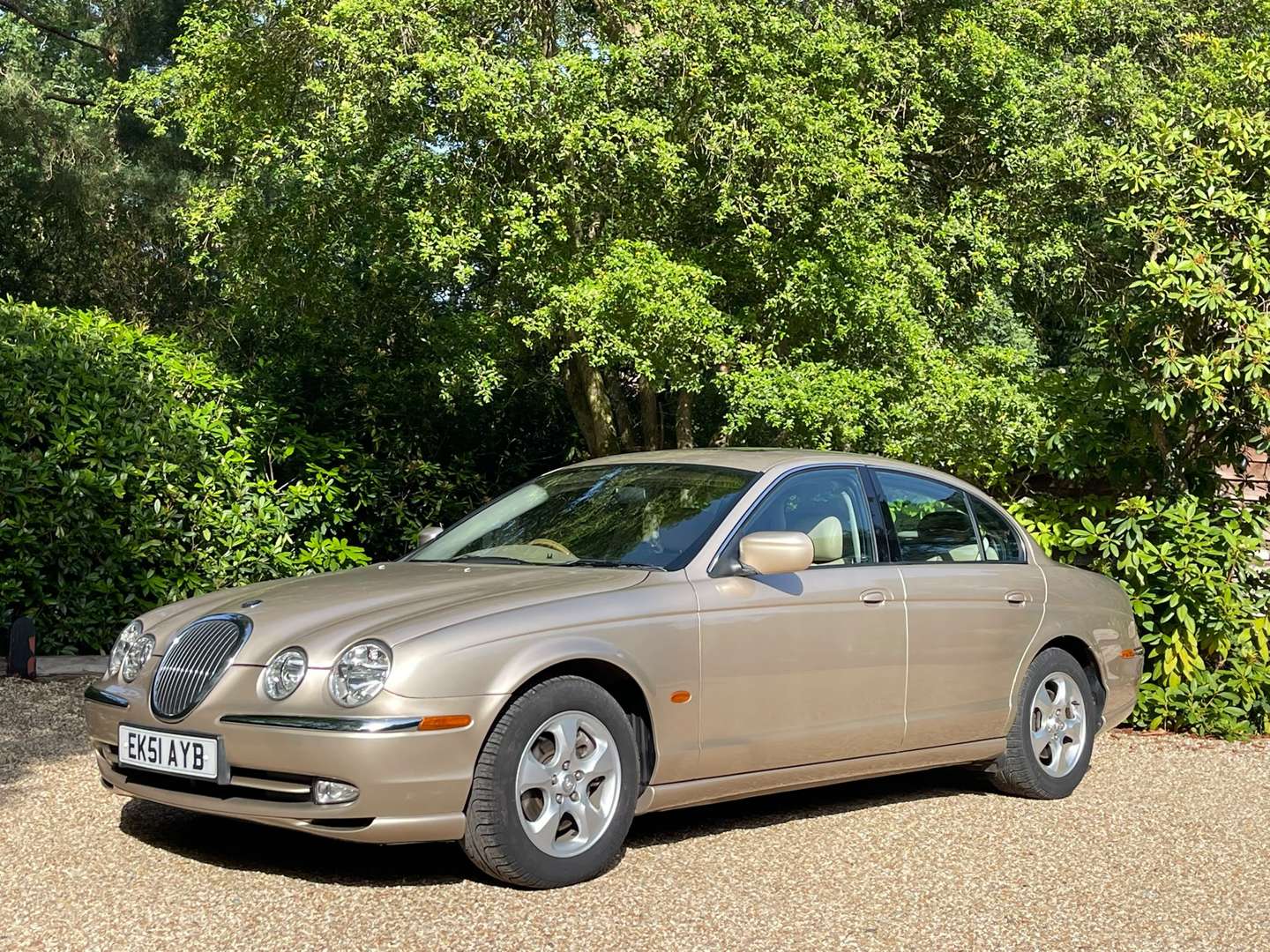 <p>2002 JAGUAR S-TYPE V6 SE AUTO</p>