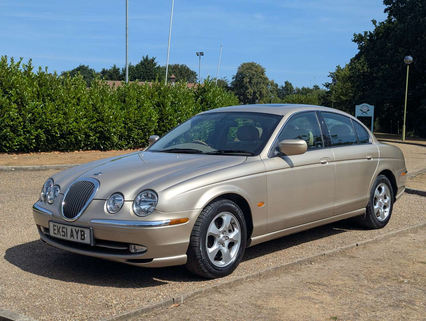<p>2002 JAGUAR S-TYPE V6 SE AUTO ONE FORMER KEEPER</p>